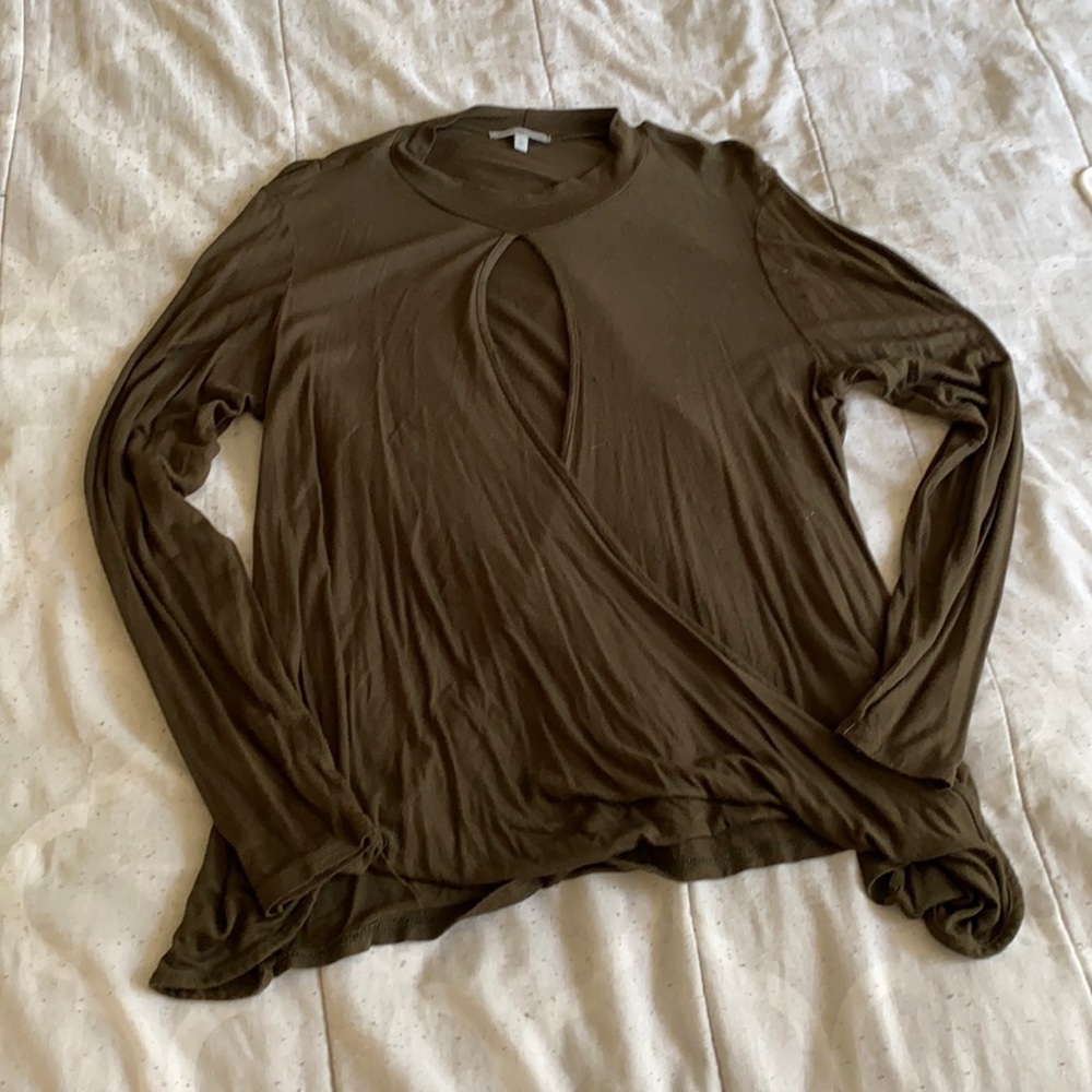Long sleeve dress shirt